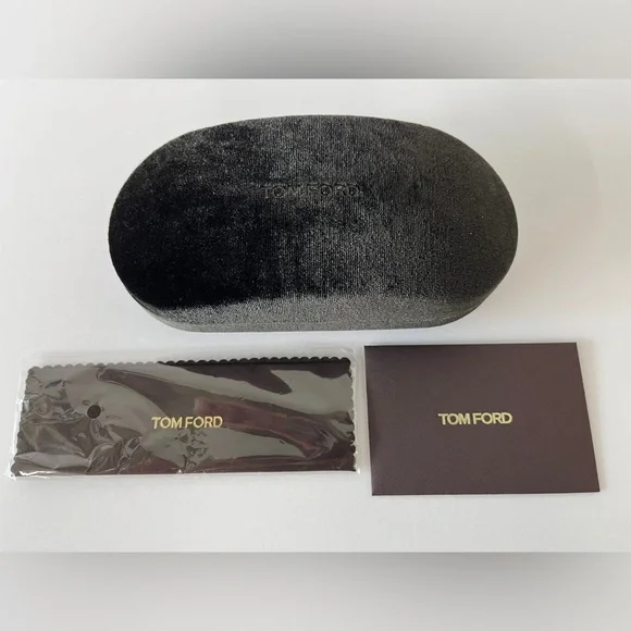 Tom Ford Mia TF-574 Sunglasses Dark Havana 52P New display picture 1
